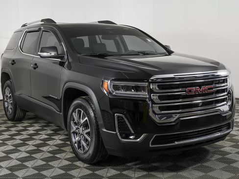 Used 2023 GMC Acadia SLT w/ Technology Package AWD/4WD image 17
