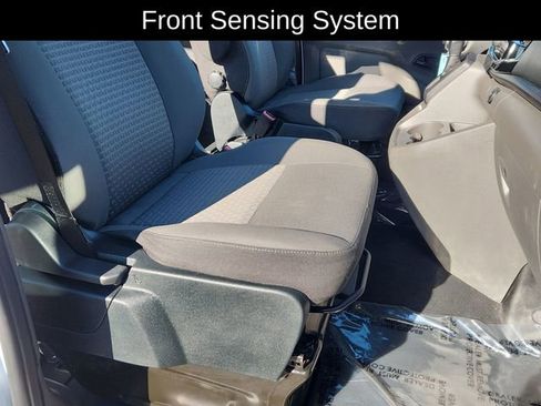 Used 2023 Ford Transit 350 XLT image 23