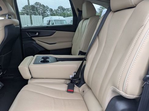 Used 2023 Acura MDX SH-AWD w/ Advance Package image 16