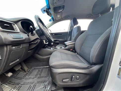 Used 2016 Kia Sorento LX w/ LX Convenience Package image 26