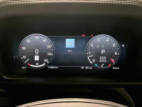 Certified 2025 Land Rover Defender 130 X-Dynamic SE AWD/4WD image 22