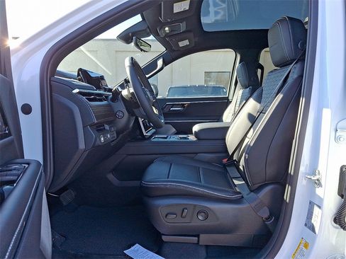 New 2025 GMC Sierra EV Denali image 6