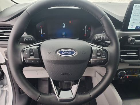 New 2026 Ford Escape Active w/ Cold Weather Package AWD/4WD image 16