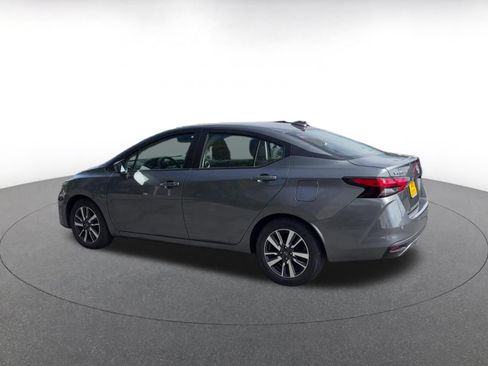 Used 2025 Nissan Versa SV FWD image 10