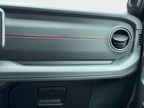 Used 2025 Jeep Wrangler Unlimited Rubicon image 20