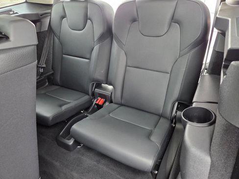 Used 2023 Volvo XC90 B6 Plus AWD/4WD image 15