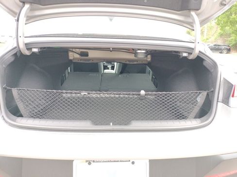 Used 2025 Hyundai Elantra Limited FWD image 41