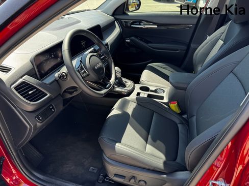 New 2026 Kia Seltos SX image 9