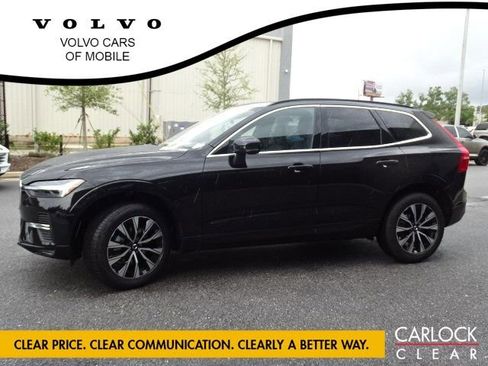 Used 2023 Volvo XC60 B5 Core w/ Climate Package image 12