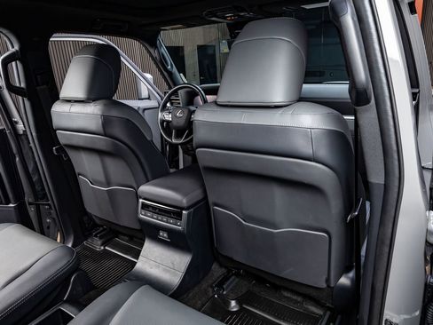 Used 2025 Lexus GX 550 550 Luxury+ w/ Accessory Package (2T) image 33