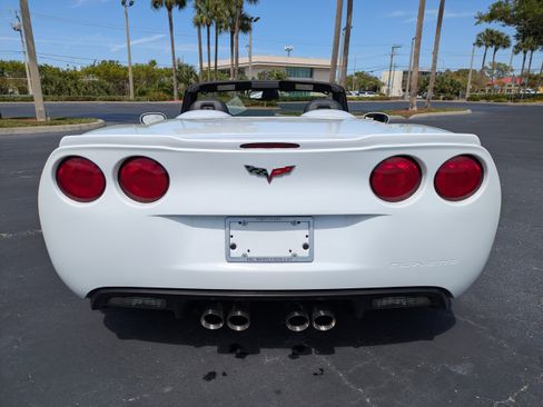 Used 2010 Chevrolet Corvette Grand Sport w/ Preferred Equipment Group image 5