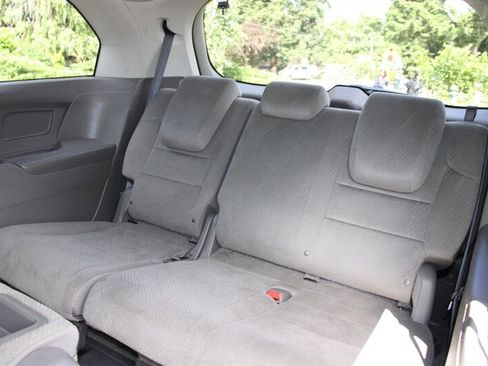 Used 2015 Honda Odyssey EX image 17