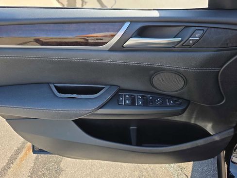 Used 2017 BMW X3 sDrive28i image 18