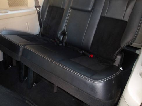 Used 2017 Dodge Grand Caravan SXT FWD image 23
