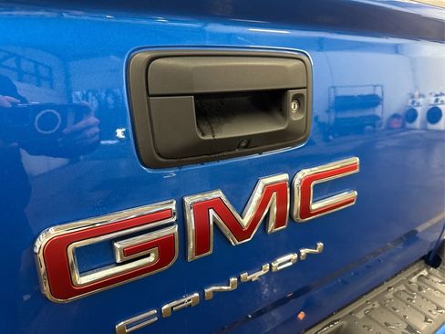 Used 2022 GMC Canyon Elevation w/ Trailering Package image 16