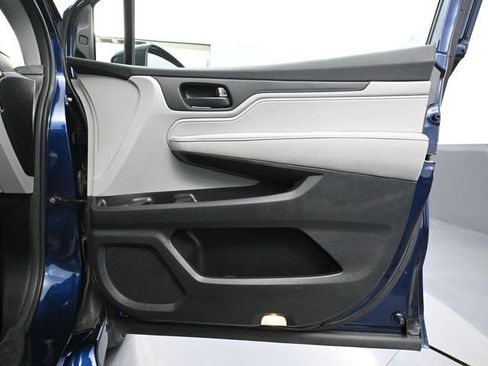 Used 2023 Honda Odyssey EX-L image 39