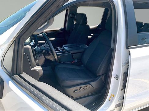 Used 2022 Chevrolet Silverado 1500 LT AWD/4WD image 23