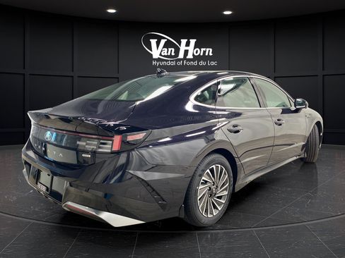 New 2026 Hyundai Sonata Limited FWD image 7