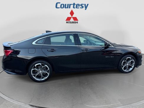 Used 2019 Chevrolet Malibu RS FWD image 4