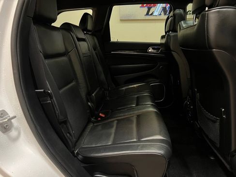 Used 2018 Jeep Grand Cherokee Overland image 38
