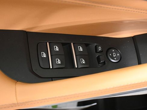 New 2026 BMW X6 xDrive40i image 32