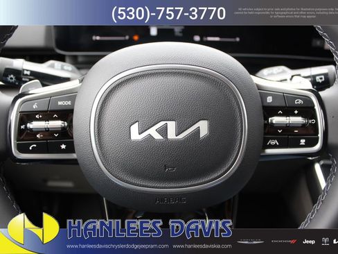 New 2026 Kia Carnival EX image 29