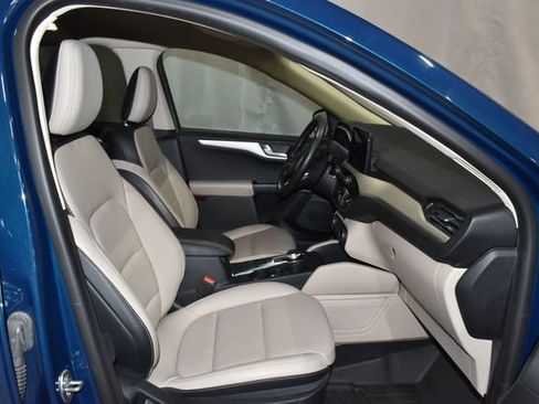 Used 2020 Ford Escape SEL image 30