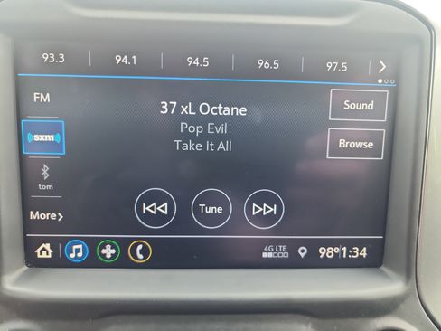 Used 2022 Chevrolet Silverado 1500 LT image 31