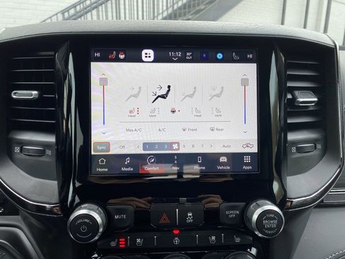 Used 2023 RAM 2500 Limited image 24