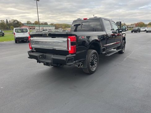 Used 2024 Ford F250 Platinum image 5