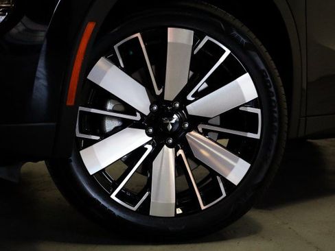 New 2025 Mitsubishi Outlander SE image 3