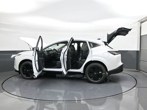 New 2025 Nissan Murano SV image 36