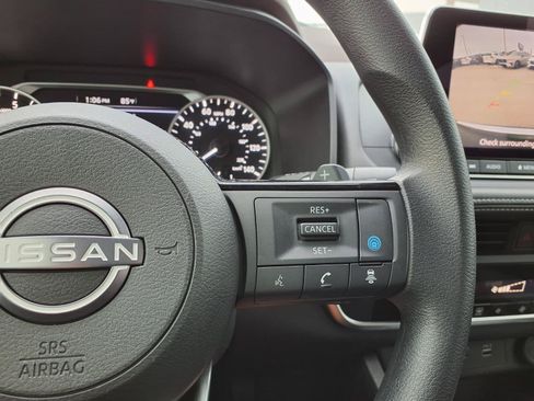 Used 2023 Nissan Rogue SV FWD image 28
