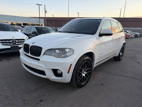 Used 2012 BMW X5 xDrive50i AWD/4WD image 1