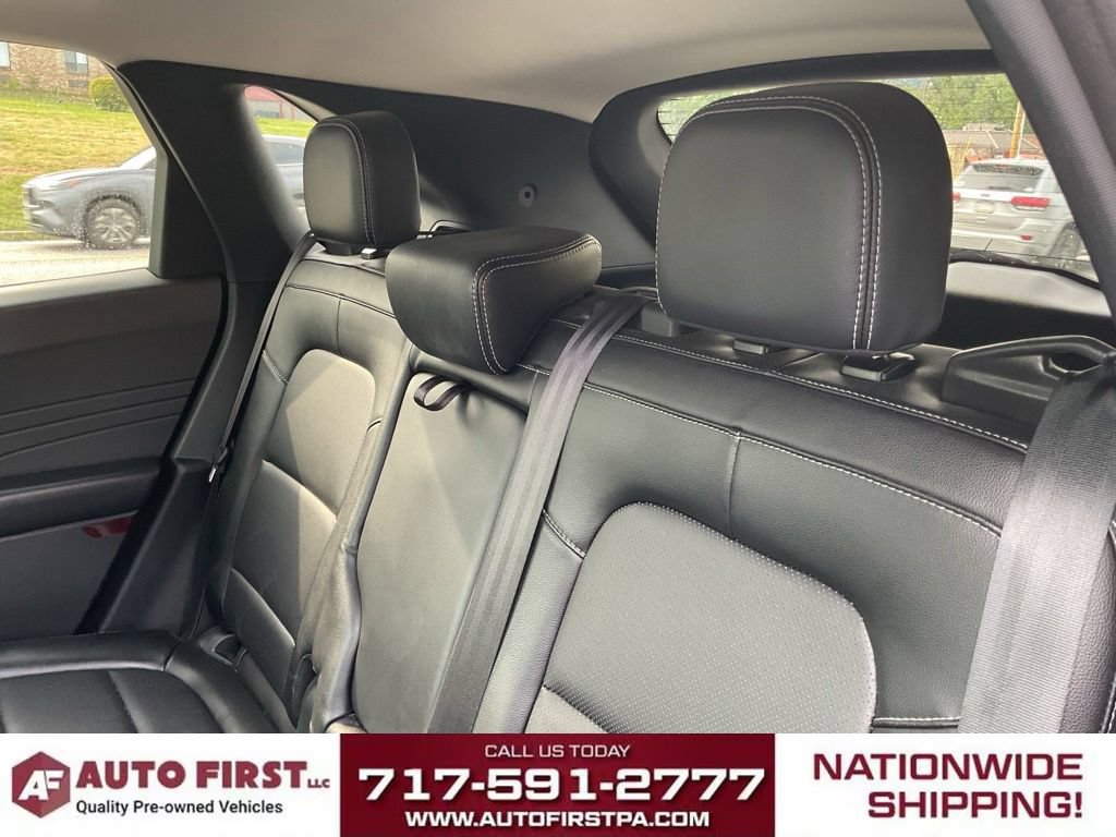 Used 2022 Ford Escape SEL AWD/4WD image 11