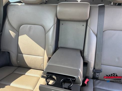 Used 2017 Hyundai Santa Fe AWD w/ SE Ultimate Tech Package 03 image 26