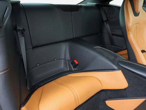 Certified 2022 Ferrari Roma image 48