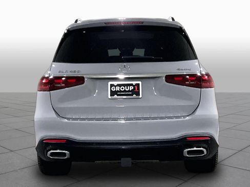 Used 2024 Mercedes-Benz GLS 450 4MATIC image 4