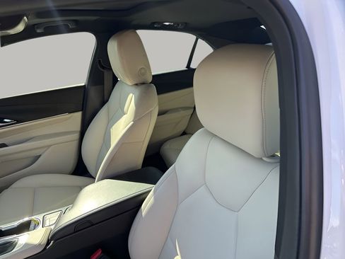 Used 2020 Cadillac CT4 Luxury w/ Sun And Sound Package image 25