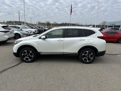 Used 2018 Honda CR-V Touring image 2