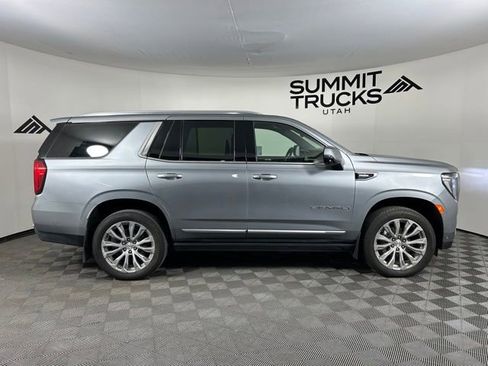 Used 2024 GMC Yukon Denali w/ Denali Reserve Package image 8