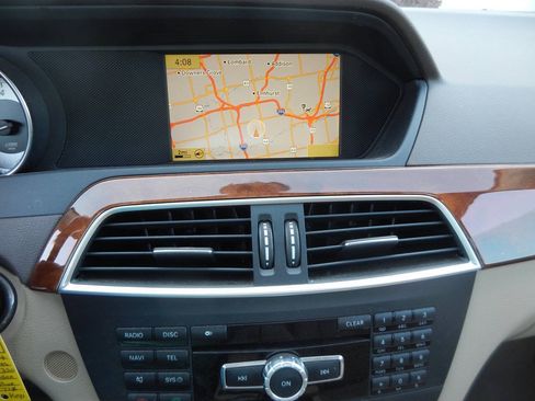 Used 2012 Mercedes-Benz C 250 Sedan image 39