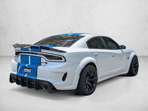 Used 2023 Dodge Charger SRT Hellcat w/ Harman/Kardon Audio Group RWD image 5