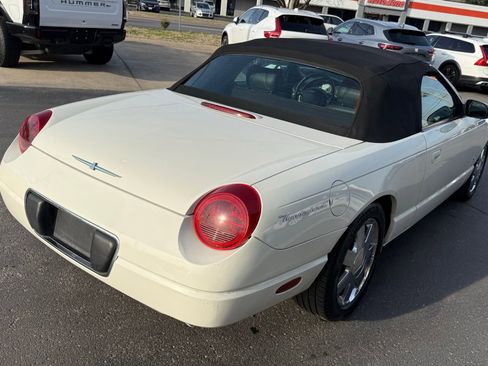 Used 2003 Ford Thunderbird image 41