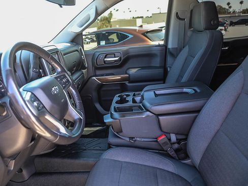 Used 2019 Chevrolet Silverado 1500 RST AWD/4WD image 17