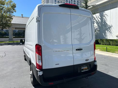 Used 2023 Ford Transit 250 Medium Roof AWD w/ Load Area Protection Package image 9