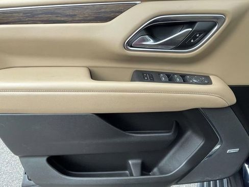 Used 2023 Chevrolet Tahoe Premier image 19