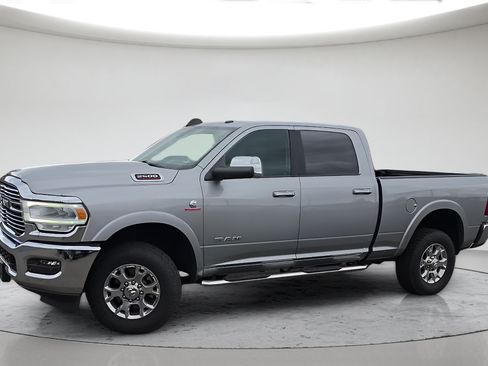Used 2022 RAM 2500 Laramie AWD/4WD image 12