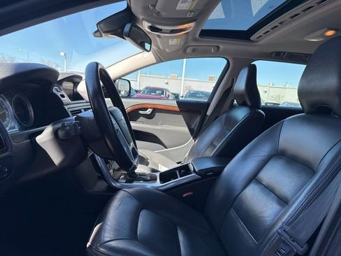 Used 2013 Volvo XC70 T6 image 9