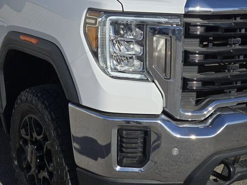 Used 2021 GMC Sierra 2500 4x4 Crew Cab w/ Convenience Package image 9